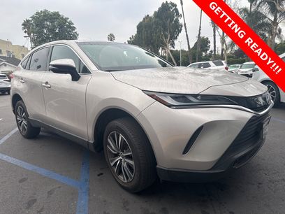 Used 2023 Toyota Venza LE