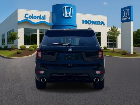 Used 2024 Honda Passport Black Edition image 5