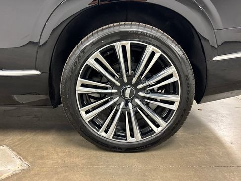 New 2026 Cadillac Vistiq Premium Luxury image 13