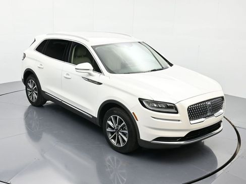 Certified 2022 Lincoln Nautilus FWD image 41
