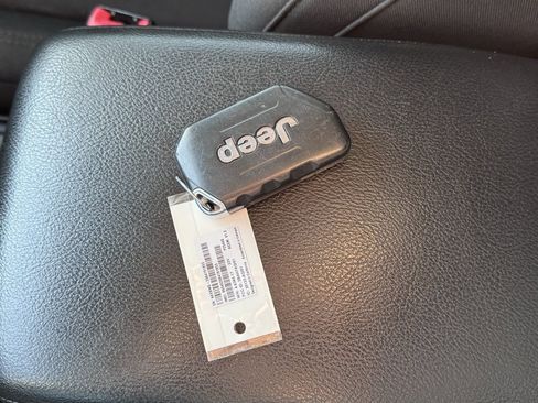 Used 2020 Jeep Gladiator Sport w/ Trailer Tow Package image 2