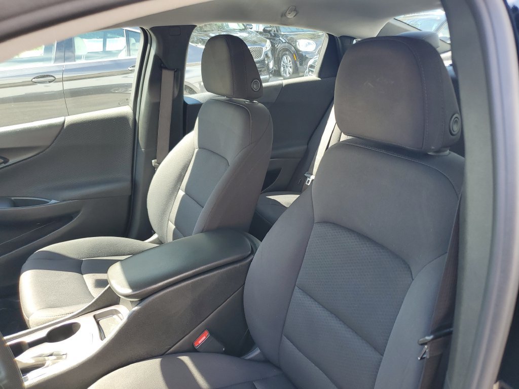 Used 2022 Chevrolet Malibu LS FWD image 18
