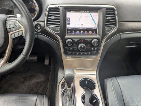 Certified 2016 Jeep Grand Cherokee Limited image 31