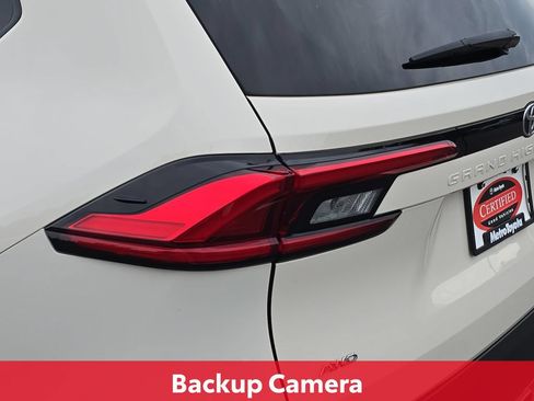 Certified 2024 Toyota Grand Highlander AWD image 38
