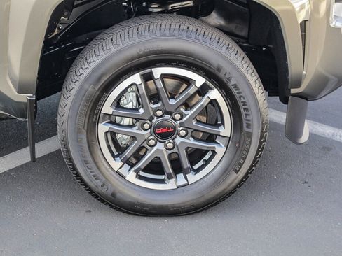 Certified 2024 Toyota Tacoma TRD Sport image 29