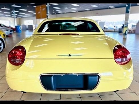 Used 2002 Ford Thunderbird image 7