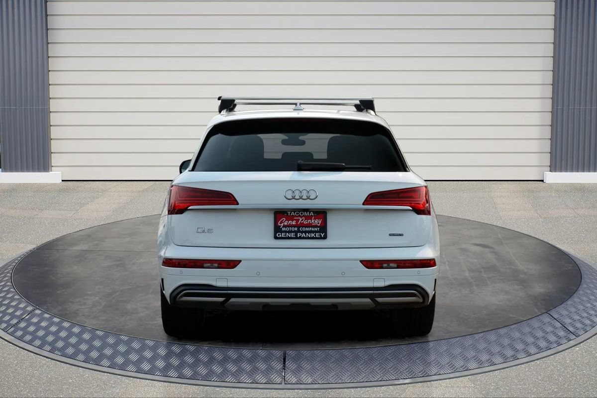 Used 2023 Audi Q5 2.0T Premium w/ Convenience Package AWD/4WD image 6