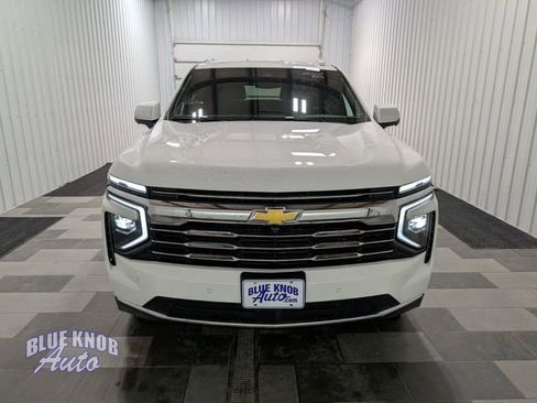 Used 2025 Chevrolet Tahoe LT image 6