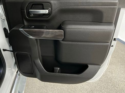 Used 2020 Chevrolet Silverado 2500 LTZ image 59