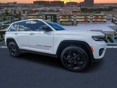 New 2025 Jeep Grand Cherokee Altitude