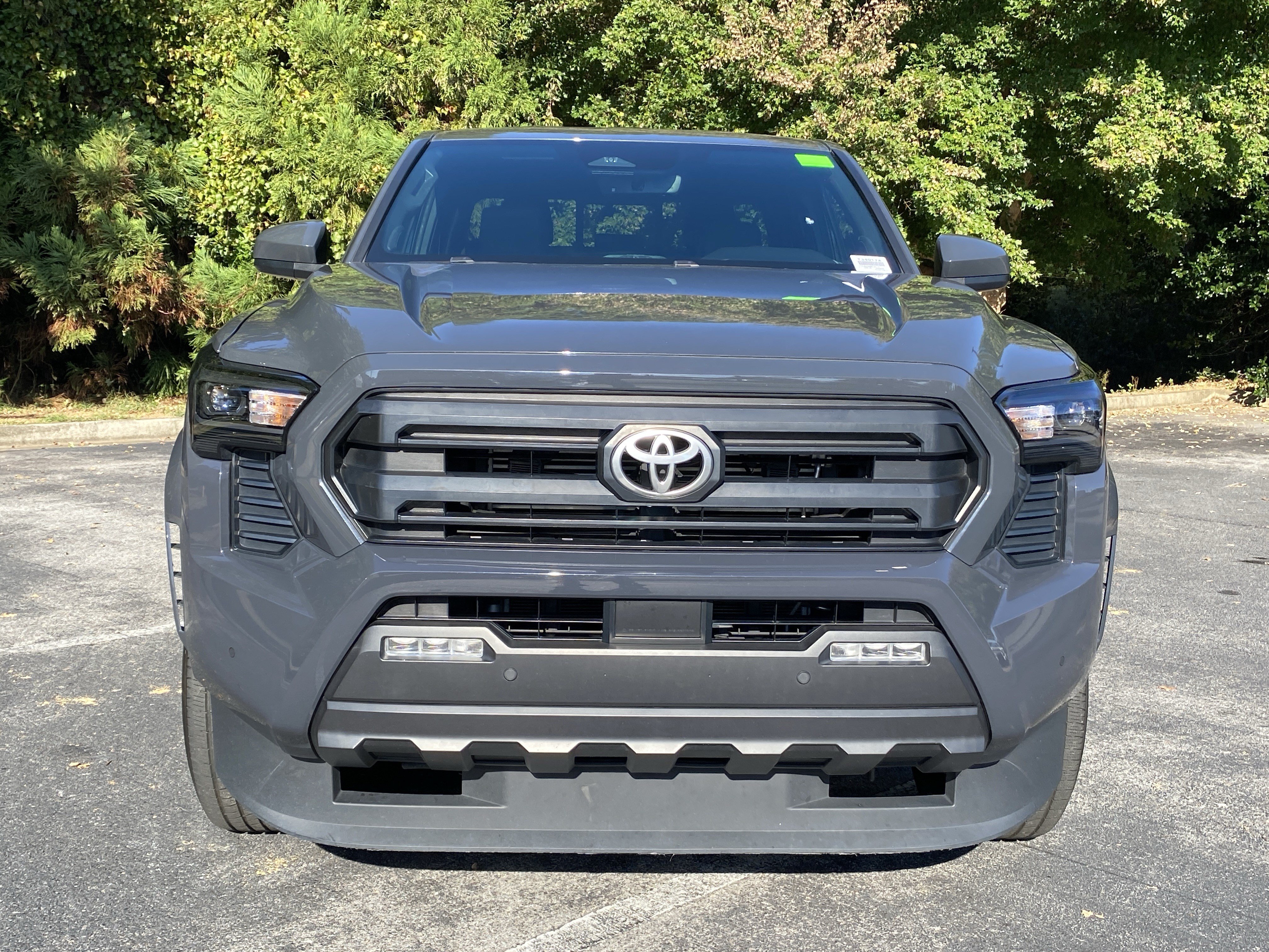 Used 2024 Toyota Tacoma SR5 w/ SR5 Upgrade Package AWD/4WD image 3