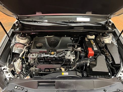 Used 2019 Toyota Camry SE image 13