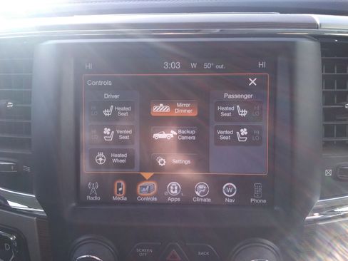 Used 2016 RAM 1500 Laramie w/ Convenience Group image 23