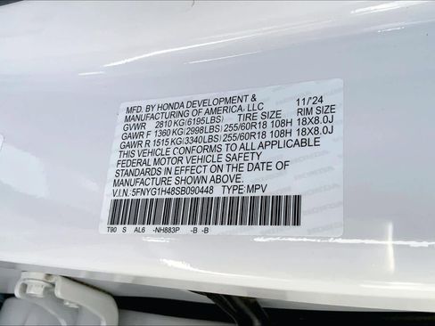 Used 2025 Honda Pilot EX-L image 36
