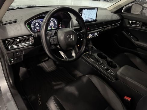 Used 2023 Honda Civic Touring image 28