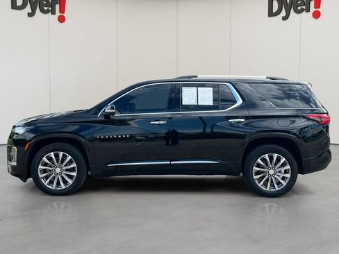 Certified 2023 Chevrolet Traverse Premier FWD image 2