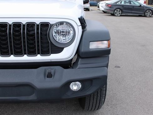 Used 2024 Jeep Wrangler Sport image 37