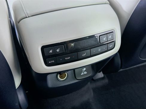 Used 2022 Hyundai Palisade Limited FWD image 31