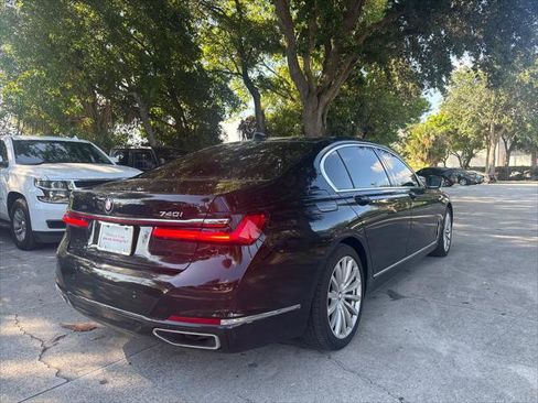 Used 2022 BMW 740i w/ Premium Package RWD image 7