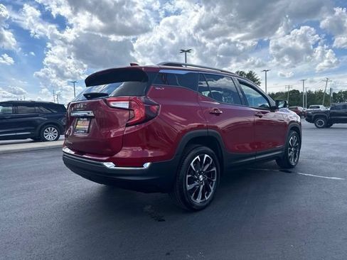 Used 2023 GMC Terrain SLT FWD image 7