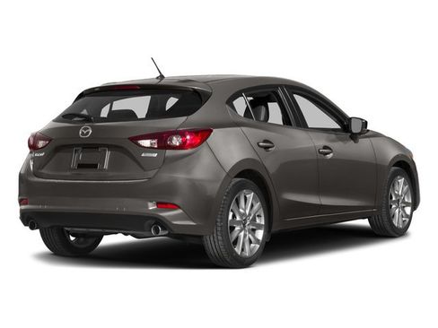 Used 2017 MAZDA MAZDA3 Touring FWD image 5