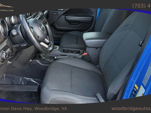 Used 2020 Jeep Gladiator Sport w/ Quick Order Package 24S image 17