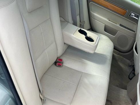 Used 2008 Lincoln MKZ image 14
