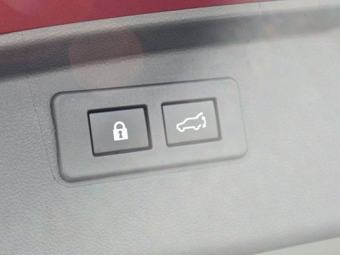 Used 2025 Subaru Outback Limited image 17