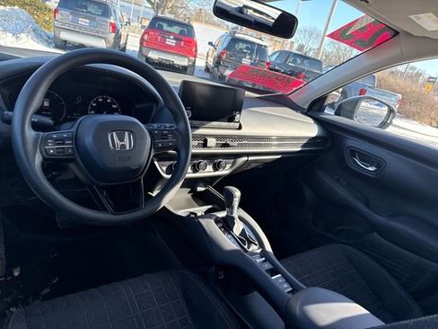 Certified 2023 Honda HR-V LX image 21