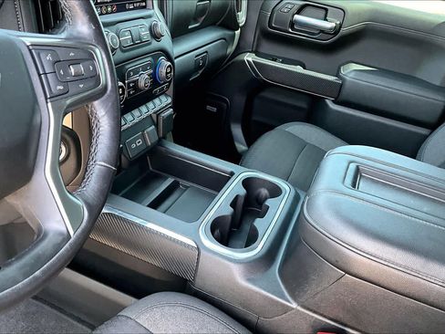 Used 2020 Chevrolet Silverado 1500 LT Trail Boss AWD/4WD image 15