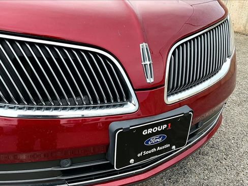 Used 2016 Lincoln MKS w/ Equipment Group 101A image 29