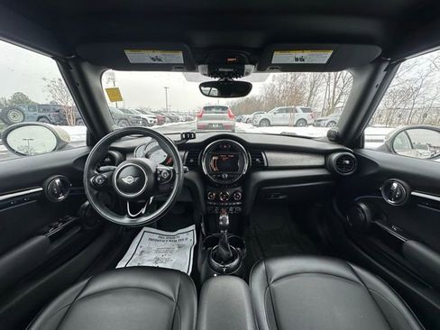 Used 2016 MINI Cooper Convertible image 2