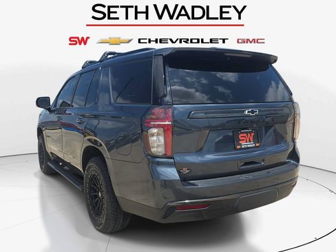 Used 2021 Chevrolet Tahoe Z71 w/ Luxury Package AWD/4WD image 5