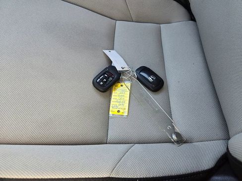 Used 2024 Honda CR-V EX image 26