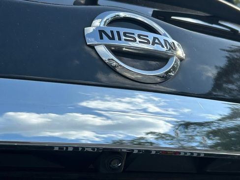 Used 2020 Nissan Pathfinder S FWD image 36