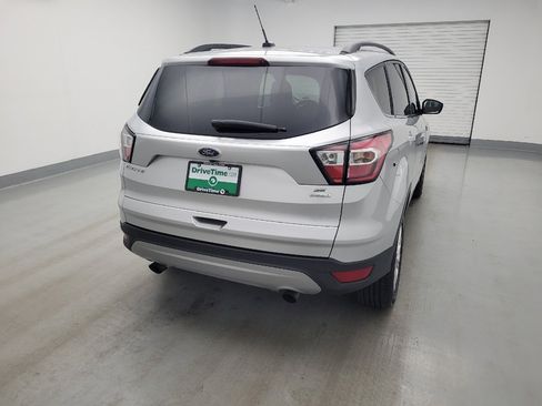 Used 2018 Ford Escape SE w/ Ford Safe & Smart Package FWD image 7
