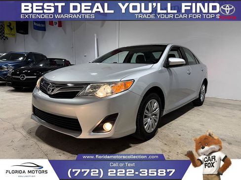 Used 2012 Toyota Camry LE FWD image 1