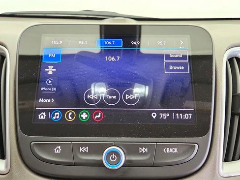 Used 2022 Chevrolet Malibu LT image 28