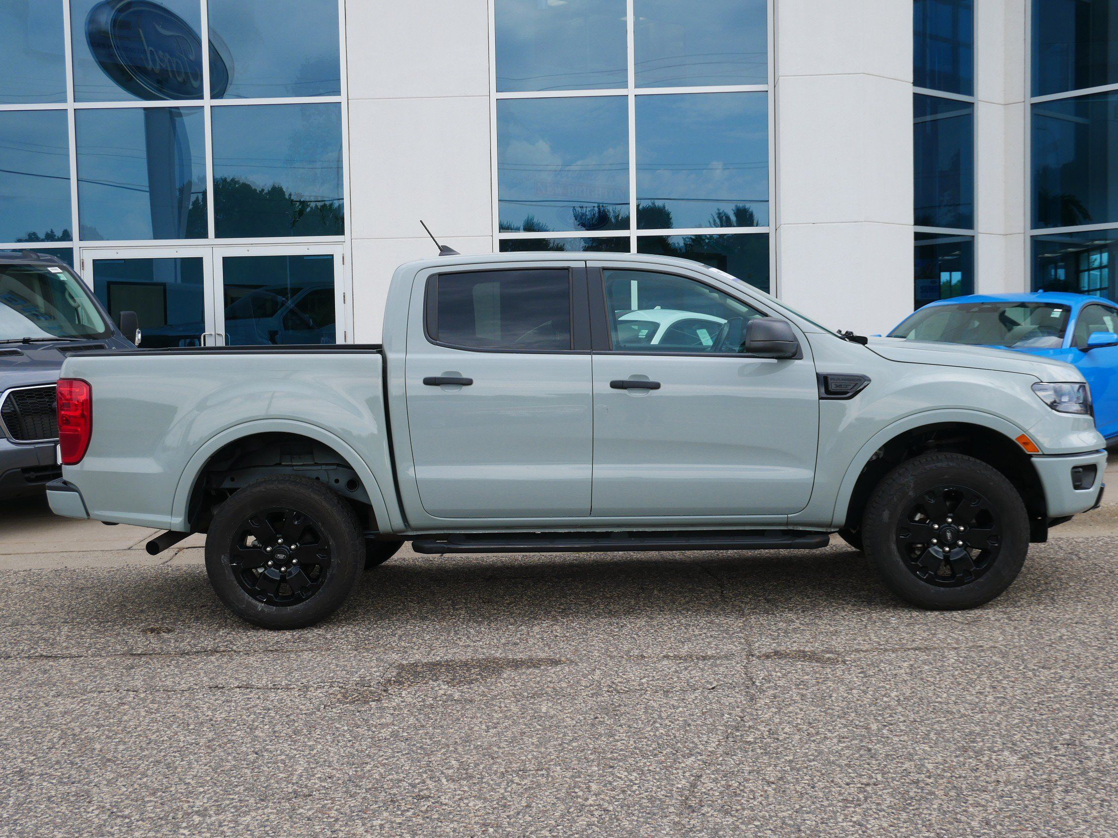 Used 2023 Ford Ranger XLT AWD/4WD image 2