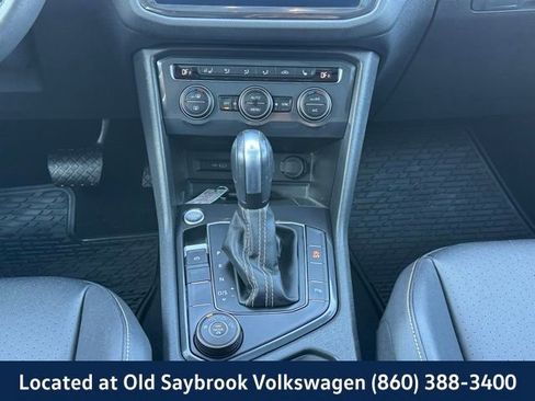 Used 2021 Volkswagen Tiguan SEL image 16