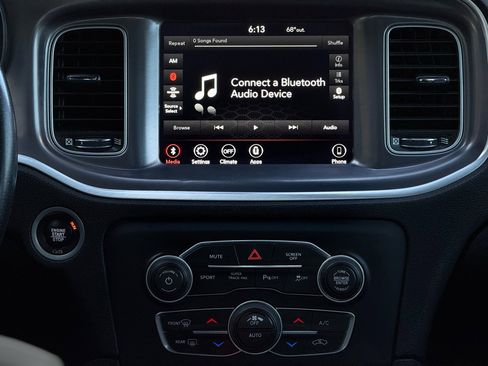 Used 2020 Dodge Charger R/T image 19