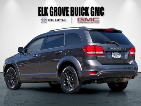 Used 2019 Dodge Journey SE w/ Blacktop Package FWD image 6