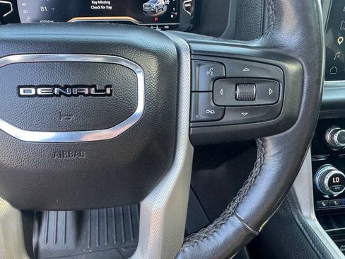 Used 2022 GMC Yukon Denali AWD/4WD image 25