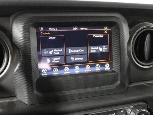 Used 2023 Jeep Wrangler Unlimited w/ Cold Weather Group AWD/4WD image 17