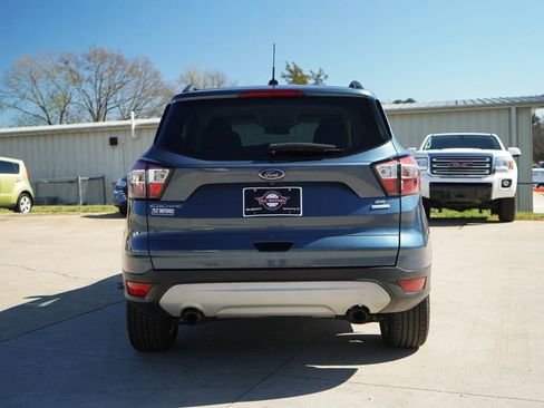 Used 2018 Ford Escape SE image 13