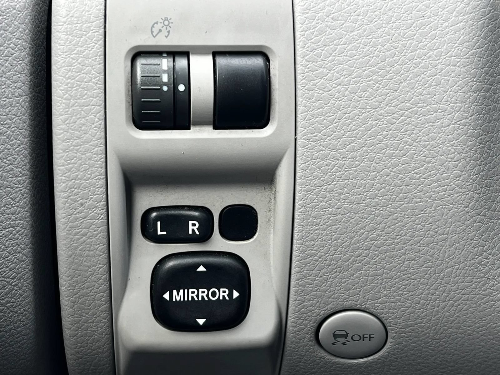 Used 2010 Subaru Forester 2.5X Premium w/ Popular Equipment Group 1A AWD/4WD image 22