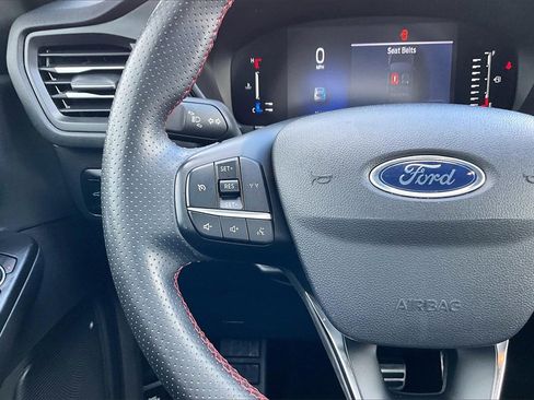 Used 2024 Ford Escape ST-Line image 10