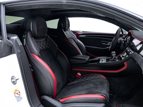 Used 2022 Bentley Continental GT Speed image 16
