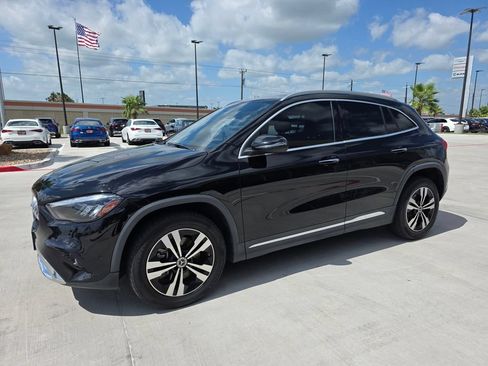 Used 2025 Mercedes-Benz GLA 250 image 3