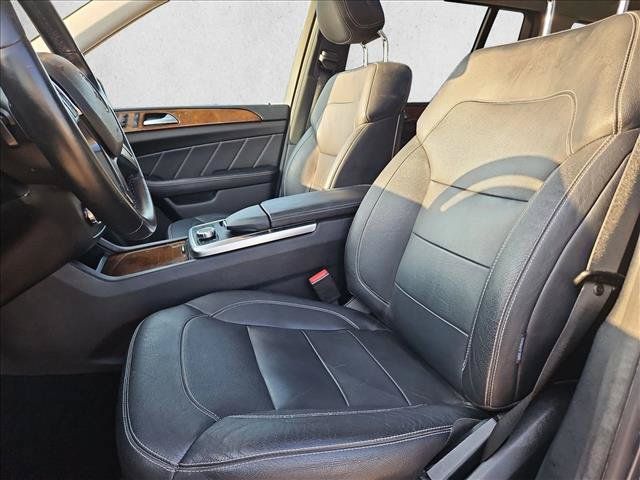 Used 2015 Mercedes-Benz GL 450 4MATIC image 17